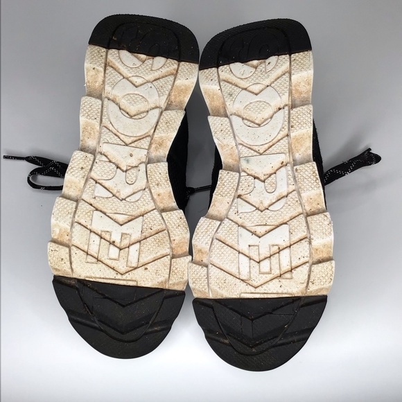 Sorel Kinetic Lite Lace Sneaker in Dark Green and Black. - Picture 11 of 12